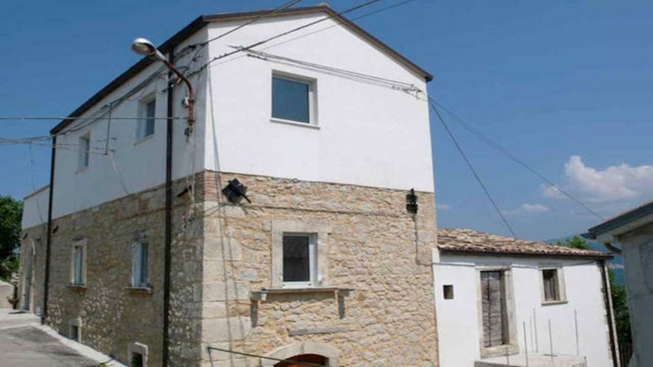 San Valentino in Abruzzo Citeriore Casa Elvira Basilico 빌라 외부 사진